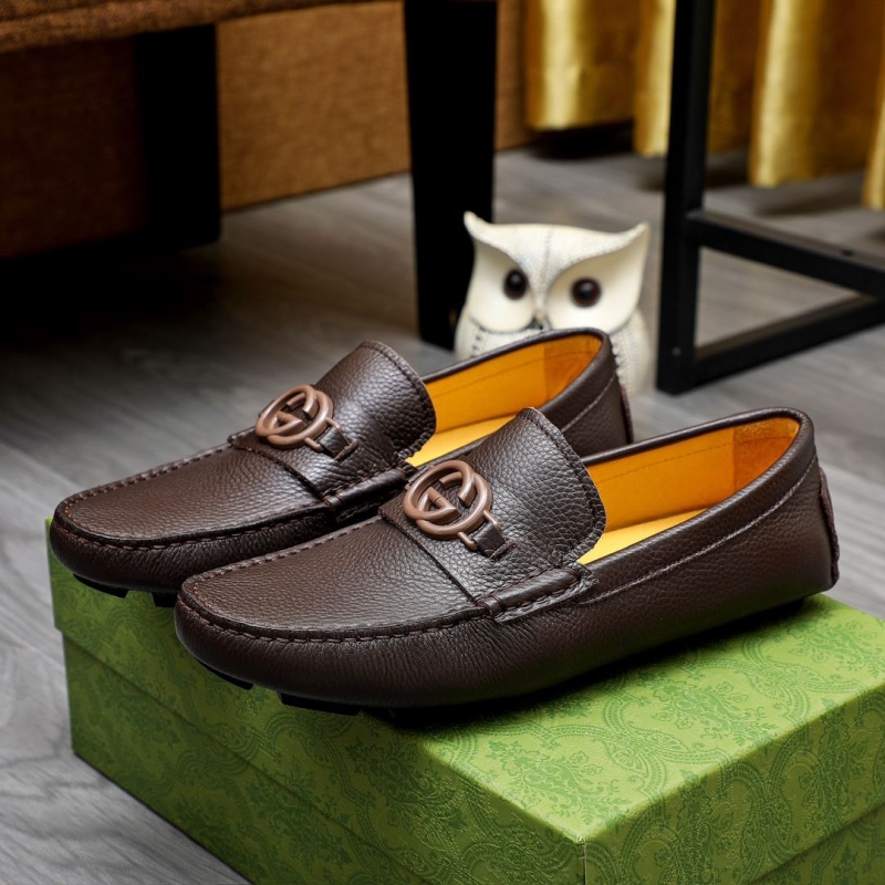 G*u*i leather shoes